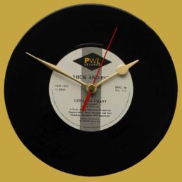 Pat & Mick - Let's All Chant